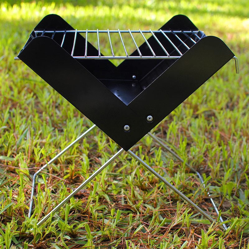 Składający się na zewnątrz mały grill grillowy
